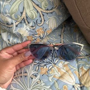 Two Toned Quay Sunnies